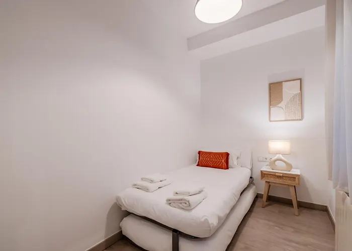 Flateli Jaume Pons Apartamento Gerona