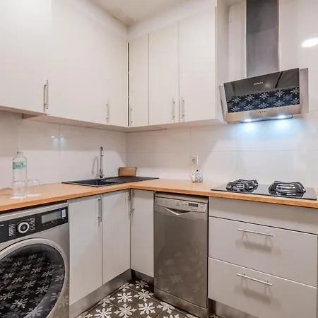 Flateli Jaume Pons * خيرونا